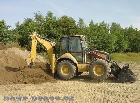 Traktorbagr - Zemní práce